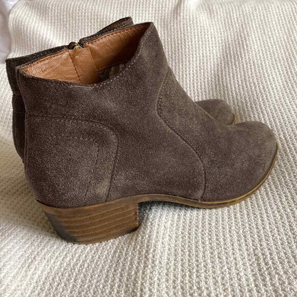 Lucky Brand Distressed Western Ankle Boot Brown Suede Womens 6 Chunky Heel - Picture 4 of 14
